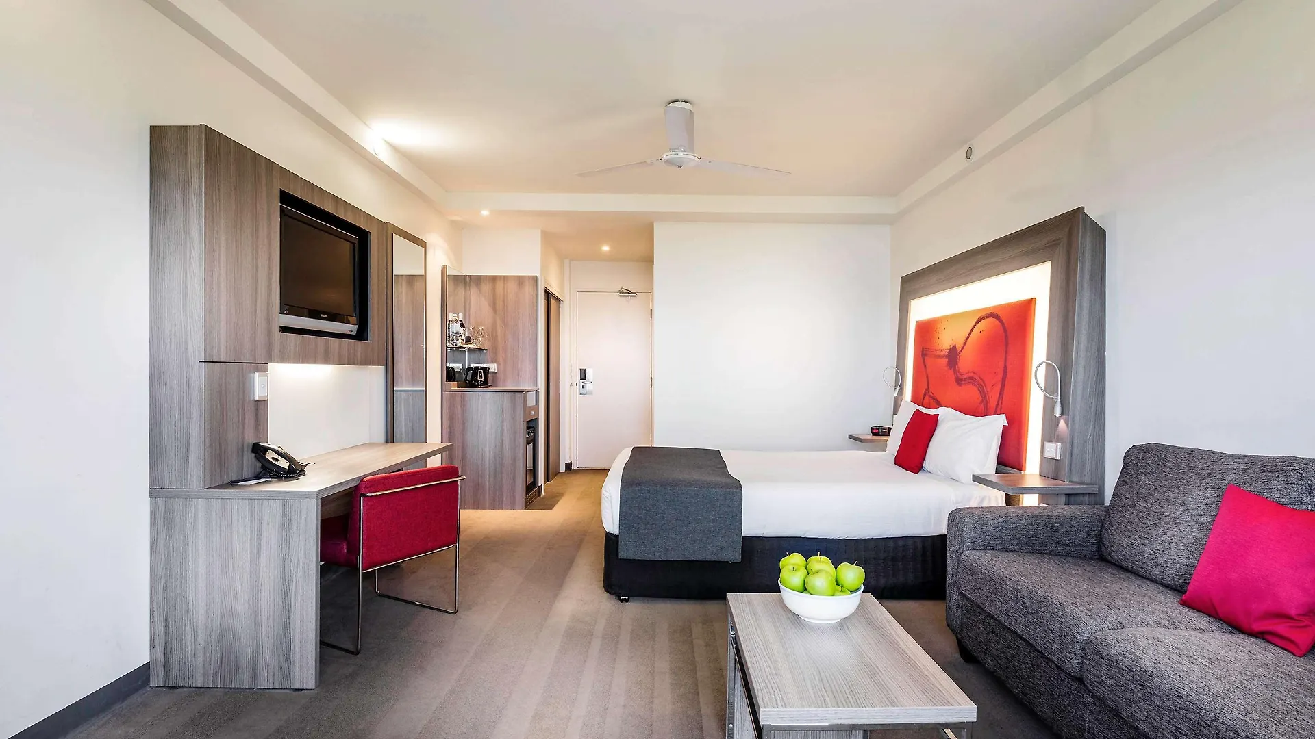 Aiden By Best Western Lorient Centre Hotel